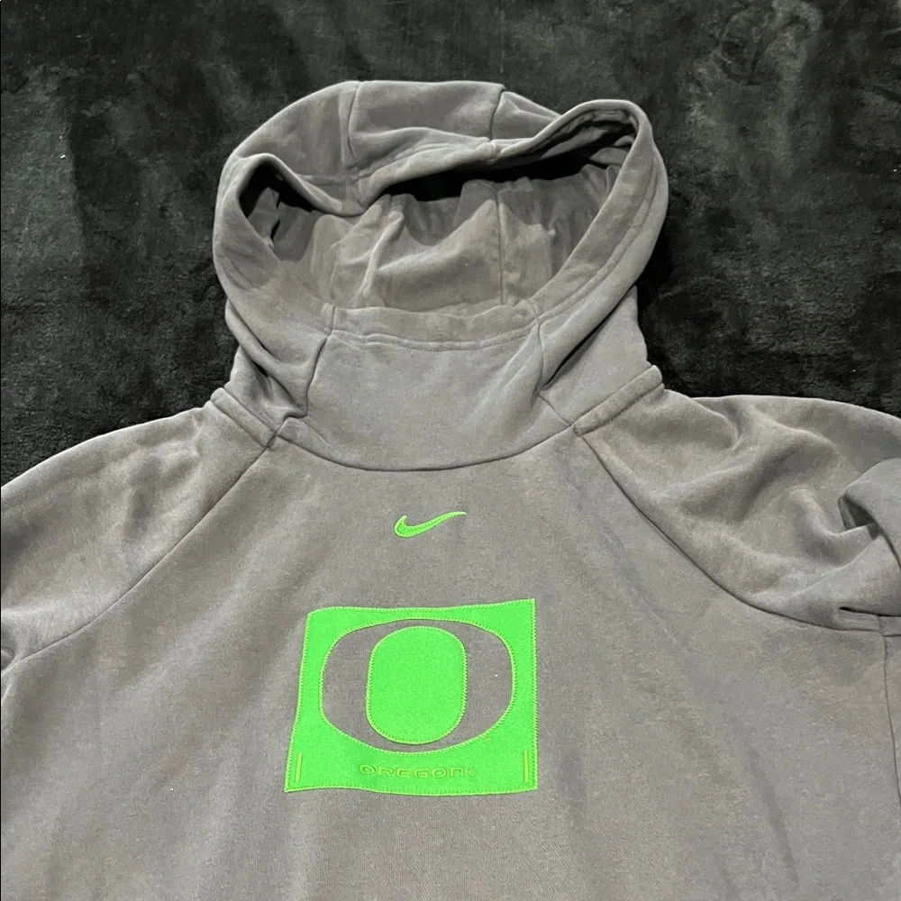 Nike Black Pullover Hoodie with Green Oregon O Logo Sz XS